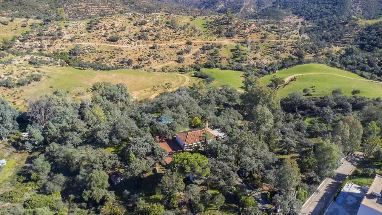 Holiday home Cubo'S Quinta De Los Cisnes & Minigolf Included Guillena