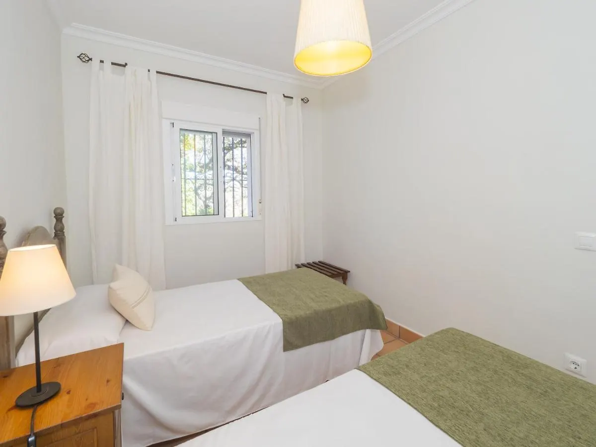 Holiday home Cubo'S Quinta De Los Cisnes & Minigolf Included Guillena Spain